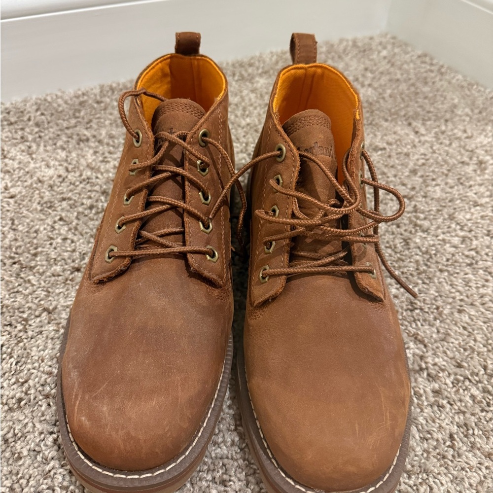 Timberland Brown Chukka Boots with Suede Finish - Picture 7 of 8